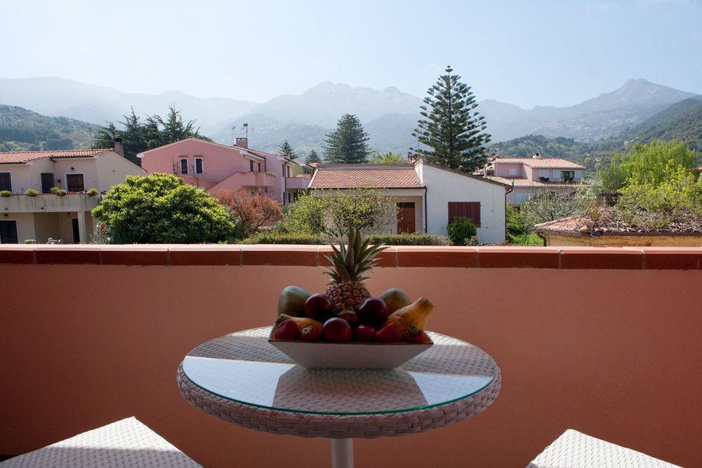 Swiss International Hotel Elba - Il Magnifico Марчана Марина Екстериор снимка