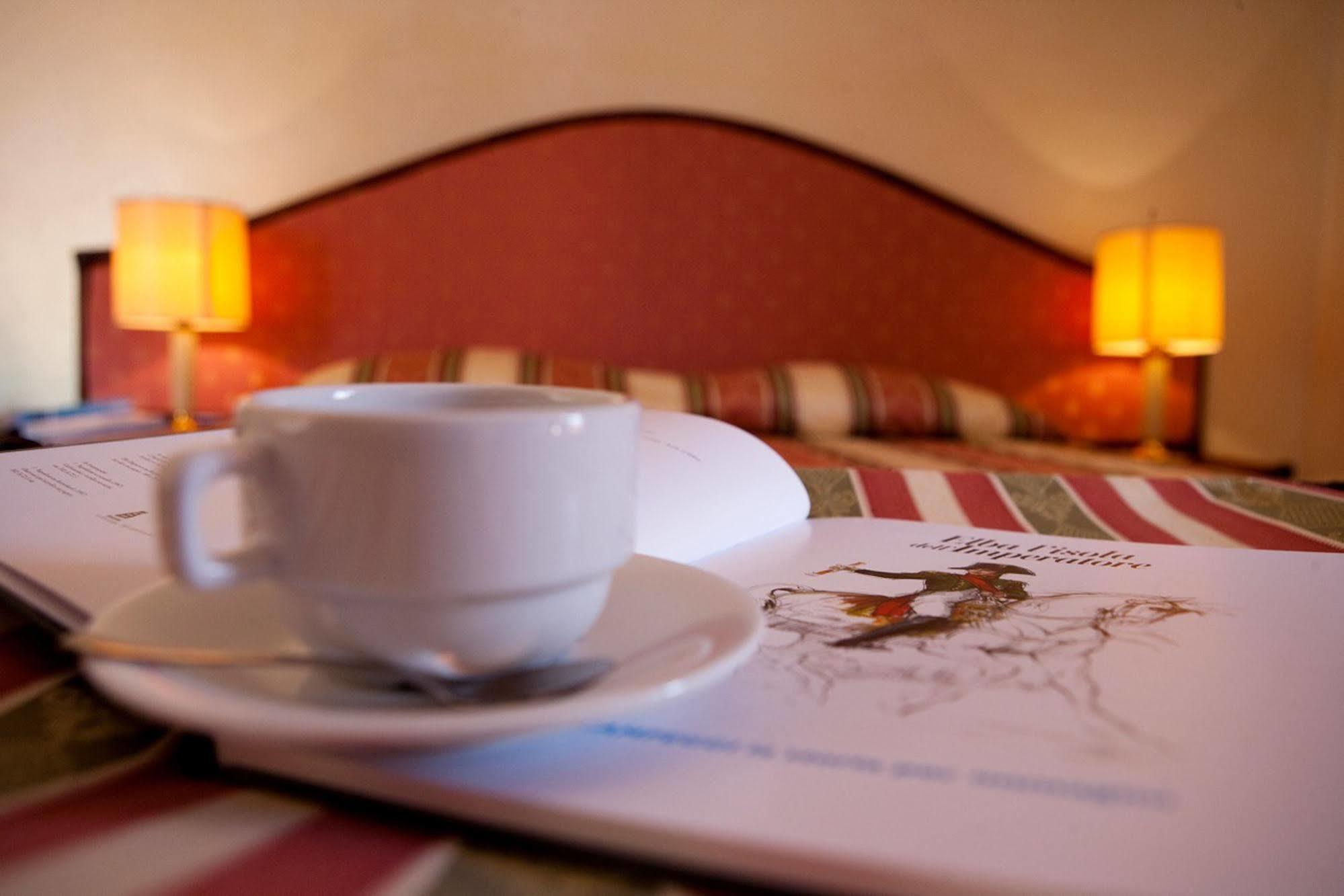 Swiss International Hotel Elba - Il Magnifico Марчана Марина Екстериор снимка